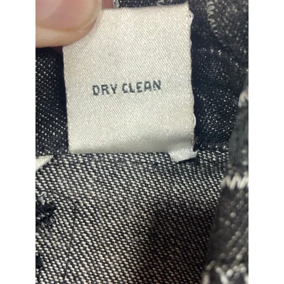 Laura Ashley Button Front Shirt Womens Medium Black Gray Abstract Embroidered Lo - Picture 6 of 8